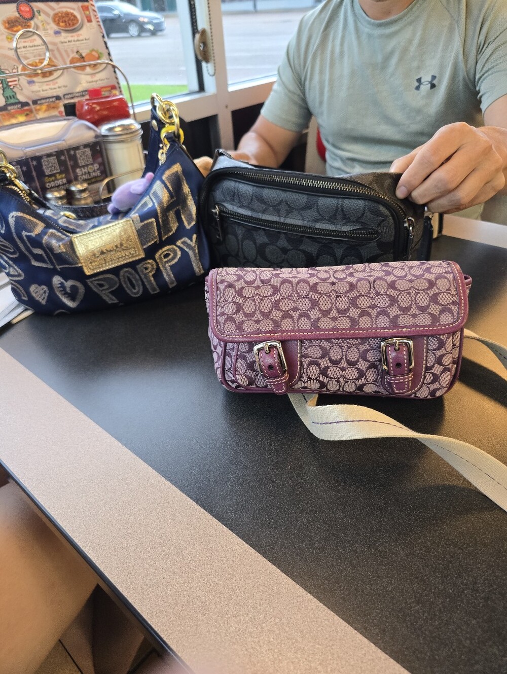 ○•°Purses & Wallets Live Show°•○ - Picture 5 of 5